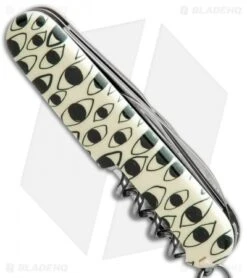 Victorinox Swiss Army Spartan Knife Eyes 59154US1 6 Victorinox Swiss Army Spartan Knife Eyes 59154US1 -Blade HQ Victorinox Swiss Army Spartan Eyes 59154US1 BHQ 102451 jr side 2